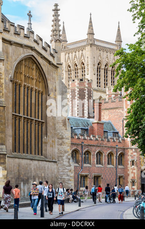 St John's College et bâtiments historiques dans la région de Trinity Street, Cambridge, Angleterre. Banque D'Images