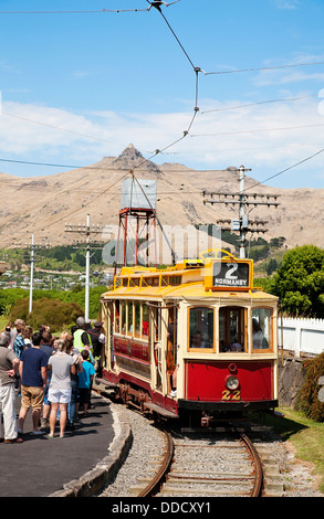 Un tramway d'époque à la gare au Ferrymead Heritage Park et musée. Christchurch, Canterbury, île du Sud, Nouvelle-Zélande. Banque D'Images