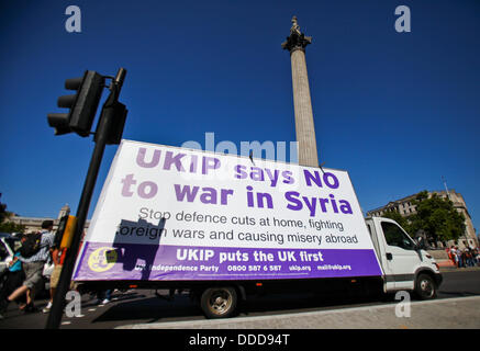 Londres, Royaume-Uni. 31 août, 2013. Un parti pour l'indépendance du Royaume-Uni (UKIP) van déclare l'opposition du parti à l'intervention en Syrie. Crédit : Rob Pinney/Alamy Live News Banque D'Images