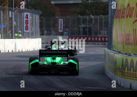 Baltimore, Maryland, USA. Août 31, 2013. F1, Grand Prix de Baltimore, Baltimore, MD, le 30 août au 1er septembre 2013, JAMES HINCHCLIFFE, Andretti Autosport © Ron Bijlsma/ZUMAPRESS.com/Alamy Live News Banque D'Images