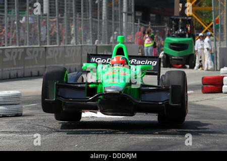 Baltimore, Maryland, USA. Août 31, 2013. F1, Grand Prix de Baltimore, Baltimore, MD, le 30 août au 1er septembre 2013, JAMES HINCHCLIFFE, Andretti Autosport © Ron Bijlsma/ZUMAPRESS.com/Alamy Live News Banque D'Images