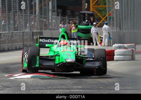 Baltimore, Maryland, USA. Août 31, 2013. F1, Grand Prix de Baltimore, Baltimore, MD, le 30 août au 1er septembre 2013, JAMES HINCHCLIFFE, Andretti Autosport © Ron Bijlsma/ZUMAPRESS.com/Alamy Live News Banque D'Images