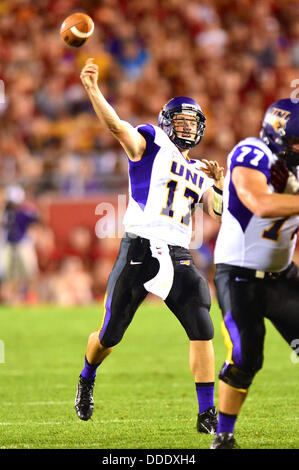 July 30, 2013 - Ames, Iowa, United States of America - 31 août., 2013 : UNI QB Sawyer Kollmorgen en action au cours de la NCAA football match entre l'Iowa State Cyclones et la Northern Iowa Panthers au stade Jack Trice à Ames, Iowa..Ke Lu/CSM Banque D'Images