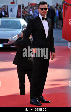 Acteur Tom Welling assiste à la 'Parkland' Premiere pendant le 70e Festival International du Film de Venise au Palazzo del Cinema le 1 septembre 2013 à Venise, Italie. Banque D'Images