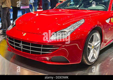 Genève - le 8 mars : la Ferrari ff sur l'affichage à la 81e salon international de l'auto Palexpo Genève, le 8 mars 2011 à Genève, Suisse. Banque D'Images
