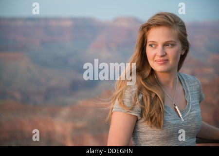 Grand Canyon Portrait of a young woman Banque D'Images