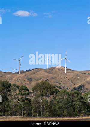 L'ÉNERGIE ÉOLIENNE Parc éolien dh te Apiti d'éoliennes près de Manawatu gorge Ashhurst Nouvelle-zélande Banque D'Images