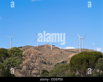 L'ÉNERGIE ÉOLIENNE Parc éolien dh te Apiti d'éoliennes près de Manawatu gorge Ashhurst Nouvelle-zélande Banque D'Images