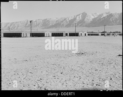 Manzanar Manzanar, Centre de réinstallation, en Californie. Avis de casernes à cette guerre Autorité réinstallation . . . 538132 Banque D'Images