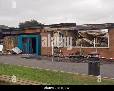 Leyland, Lancashire, Royaume-Uni, le 2 septembre 2013. Lendemain d'incendie dévastateur à Leyland St Mary's Catholic Technology College. ©Sue Burton/Alamy News Banque D'Images