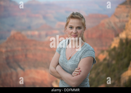 Grand Canyon Portrait of a young woman Banque D'Images