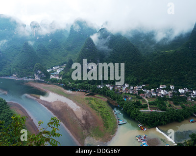 La rivière Lijiang paysage de Xingping, Yangshuo, Guilin, Guangxi, Chine Banque D'Images