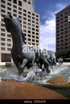 Mustangs de Las Colinas et sculptures Exposition, Irving, Texas, États-Unis Banque D'Images