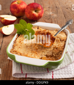 Crumble aux pommes Banque D'Images