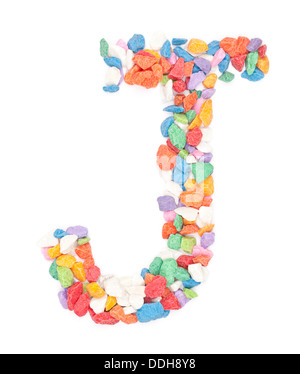 J gravier coloré de l'alphabet sur fond blanc. Banque D'Images
