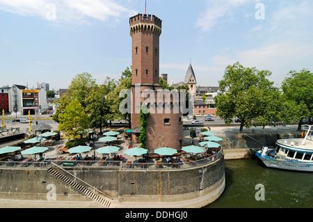 Jardin de bière à la tour Malakoff, Malakoffturm Banque D'Images