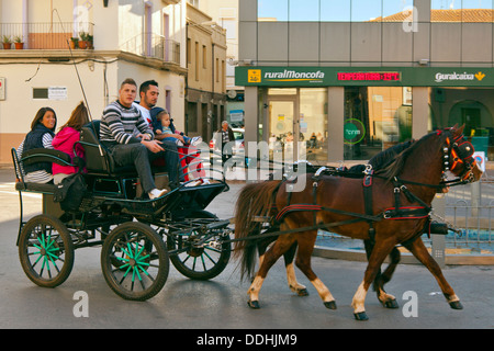 Moncofa, horse & transport à une Bénédiction des animaux Festival Banque D'Images