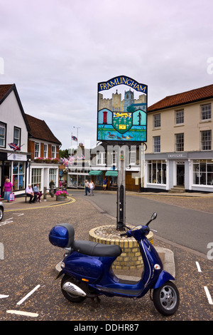 Le panneau de la commune marché Hill Suffolk Framlingham Banque D'Images