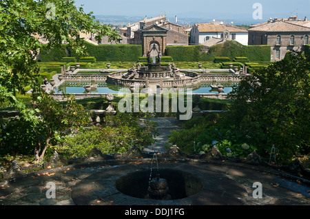 Jardin et la fontaine des Maures, Villa Lante. Bagnaia, Viterbe district. Le Latium. Italie Banque D'Images