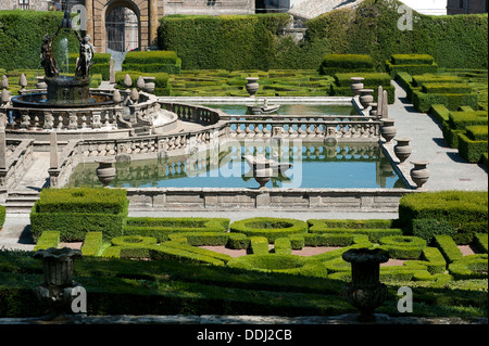 Jardin et la fontaine des Maures, Villa Lante. Bagnaia, Viterbe district. Le Latium. Italie Banque D'Images