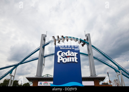 Le portier roller coaster est illustré à Cedar Point Amusement Park à Sandusky, Ohio Banque D'Images