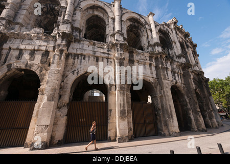 2ème ANNONCE de siècle amphithéâtre romain à Nîmes, Languedoc - Roussillon Banque D'Images