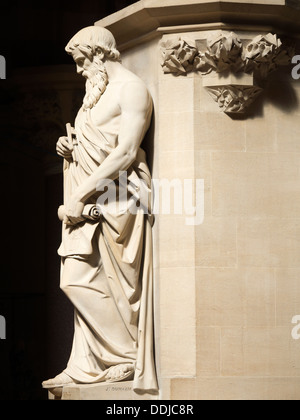 Statue d'Euclide en le Pitt Rivers Museum d'Histoire Naturelle, Oxford Banque D'Images