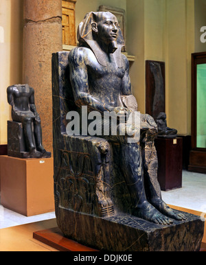 Statue de diorite de Pharaon Khafré - 26e siècle avant J.-C., Musée des Antiquités égyptiennes, Le Caire, Egypte, Afrique du Sud Banque D'Images