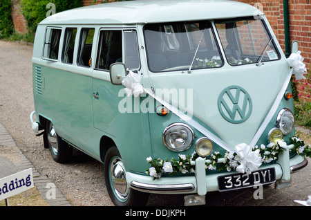 Camping-car VW Voiture de mariage Banque D'Images