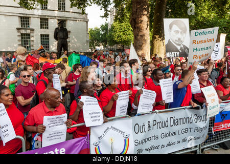 Londres, Royaume-Uni. 3 Sept, 2013. Protestation contre la lois anti-gay Crédit : Zefrog/Alamy Live News Banque D'Images