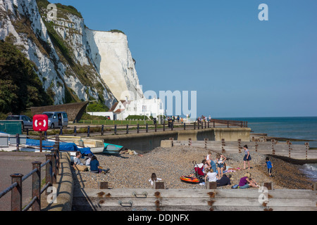 St Margarets Bay Beach White Cliffs Dover Kent Banque D'Images