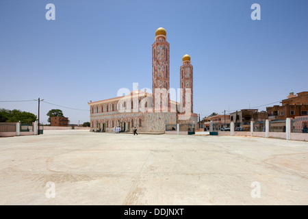 Khalifa Ababacar Sy Mosquée, Tivaouane, Sénégal, Afrique Banque D'Images