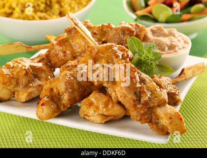 Brochettes de poulet satay thaï / Banque D'Images