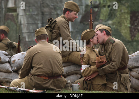 La bataille de reconstitution à Orechov. Le 68e anniversaire de la fin de la Seconde Guerre mondiale en Orechov, République tchèque. Banque D'Images