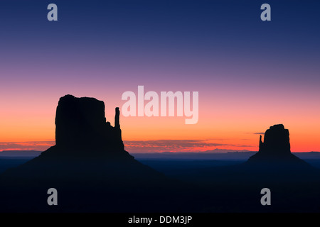 Sunrise Monument Valley Banque D'Images