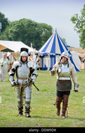 Le "Berkeley" reinactments escarmouche médiéval au château de Berkeley près de Gloucester où le 500e anniversaire de la bataille de Fl Banque D'Images