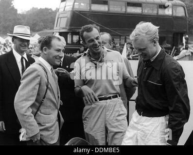 Stirling Moss avec Harry Schell et Mike Hawthorn, Crystal Palace, juillet 1955. Artiste : Inconnu Banque D'Images