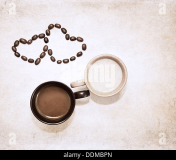 Illustrations de style grunge, deux tasses de café et de symboles en forme de grains de café Banque D'Images