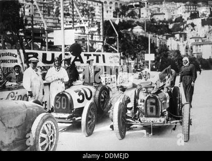 Scène au cours de la pratique pour le Grand Prix de Monaco, 1929. Artiste : Inconnu Banque D'Images