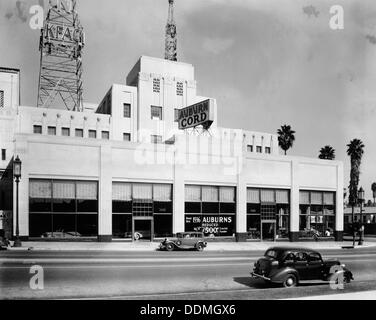 Auburn et cordon car showroom, USA, 1936. Artiste : Inconnu Banque D'Images