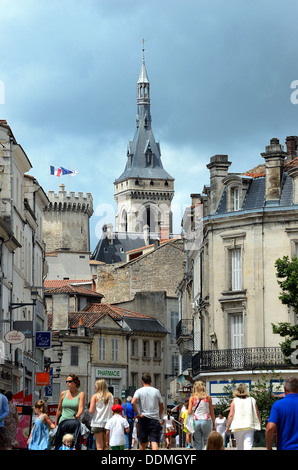 Rue Herge Angouleme Poitou Charentes France Banque D'Images