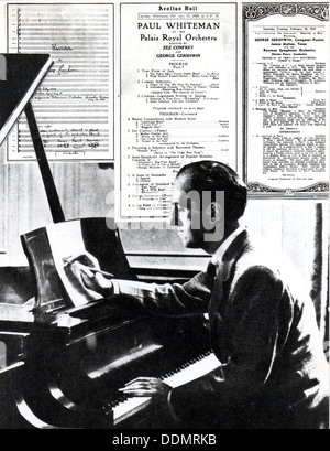 George Gershwin (1898-1937) au travail. Artiste : Inconnu Banque D'Images