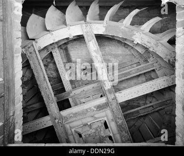 Moulin à roue hydraulique, Hyde, Bedfordshire, 1999. Artiste : P Payne Banque D'Images