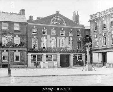 L'Hôtel de l'ours, l'Oxfordshire, Wantage, 1895. Artiste : Henry Taunt Banque D'Images