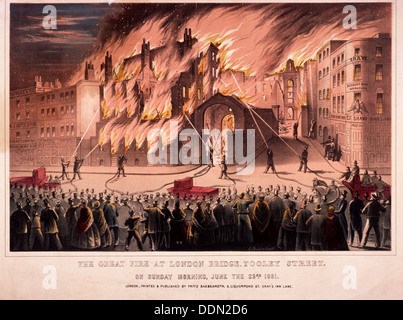 La lutte contre l'incendie Les pompiers au Cotton's Wharf Fire, Bermondsey, Londres, 1861. Artiste : Anon Banque D'Images