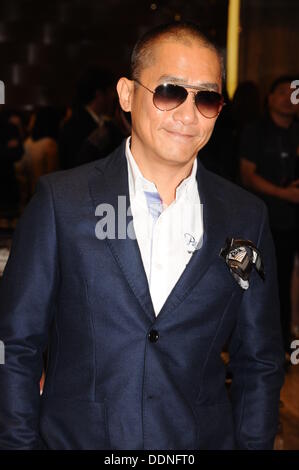 Hong Kong, Chine. 4e août, 2013. Acteur Tony Leung assiste à la cérémonie d'ouverture de Paul&Shark à Hong Kong, Chine Le mercredi 4 septembre 2013. Credit : TopPhoto/Alamy Live News Banque D'Images