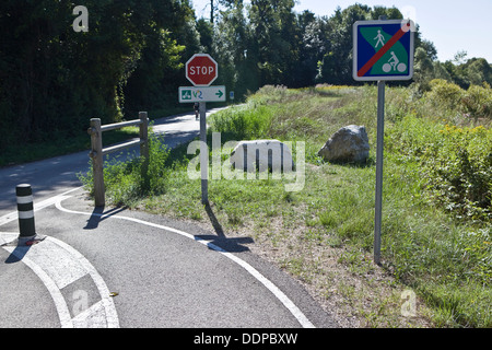 Via Rhôna le cycle trek entre Genève et méditerranéens,en cours Banque D'Images