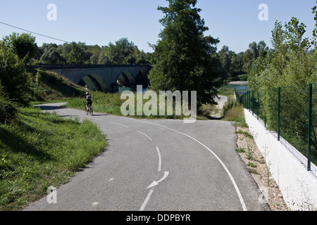 Via Rhôna le cycle trek entre Genève et méditerranéens,en cours Banque D'Images