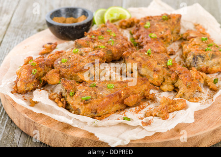 Mutton Chaap - poêlée de côtelettes d'agneau et battues chaat masala Banque D'Images