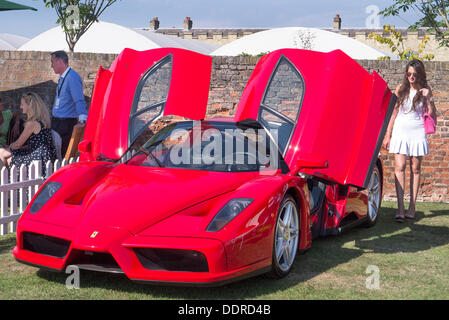 Syon Park, London, UK. Le 04 août, 2013. Ferrari Enzo sur l'affichage au Salon Prive 2013à Syon Park London Crédit : Cabanel/Alamy Live News Banque D'Images